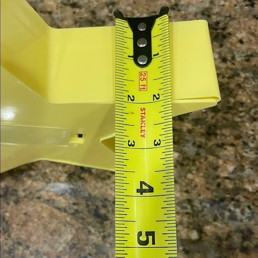 Yellow Star LED Battery Powered Light